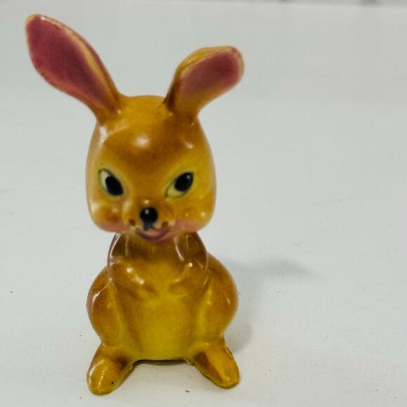 Tiny Vintage Ceramic MCM Bunny  Animal Miniature - Picture 1 of 4